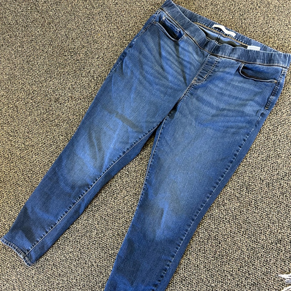 Levi’s signature gold.